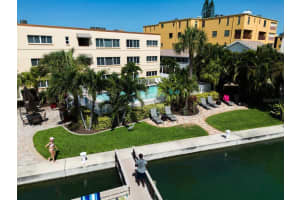 10265 GULF BOULEVARD, ST PETERSBURG, FL 33706 - MLS#MFRTB8435343