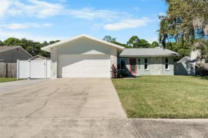 8224 Parkwood Blvd, SEMINOLE