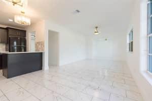 4507 TARPON DRIVE, TAMPA, FL 33617 - MLS#MFRTB8435419