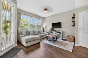 19204 STONE HEDGE DRIVE, TAMPA, FL 33647 - MLS#MFRTB8435426
