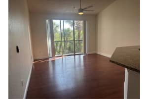 1043 NORMANDY TRACE ROAD, TAMPA, FL 33602 Sold 01/30/26