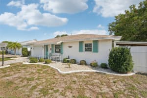 708 RUTGERS PLACE, SUN CITY CENTER, FL 33573 - MLS#MFRTB8435505