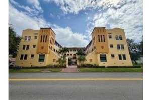 210 22ND AVENUE, ST PETERSBURG, FL 33704 - MLS#MFRTB8435507