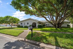 11040 141ST WAY, LARGO, FL 33774 - MLS#MFRTB8435516