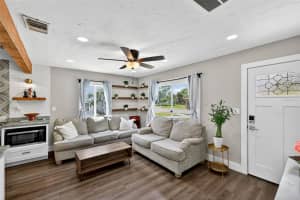 1324 40TH STREET, ST PETERSBURG, FL 33711 - MLS#MFRTB8435522