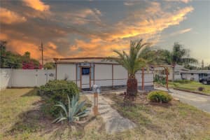 1852 HOYLE DRIVE, HOLIDAY, FL 34691 Sold 11/17/25