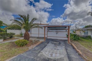 1852 HOYLE DRIVE, HOLIDAY, FL 34691 Sold 11/17/25