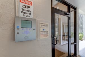 7050 SUNSET DRIVE, SOUTH PASADENA, FL 33707 - MLS#MFRTB8435673