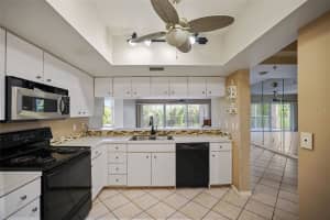 6251 SHORELINE DRIVE, ST PETERSBURG, FL 33708 - MLS#MFRTB8435675