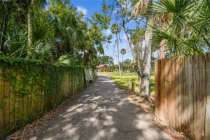 11332 SYLVAN GREEN LANE, RIVERVIEW, FL 33569 - MLS#MFRTB8435694