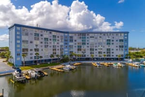 4939 FLORAMAR TERRACE, NEW PORT RICHEY, FL 34652 - MLS#MFRTB8435702