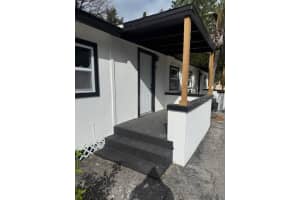 4605 HUBERT AVENUE, TAMPA, FL 33614 - MLS#MFRTB8435709