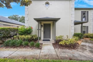 13016 VILLAGE CHASE CIRCLE, TAMPA, FL 33618 - MLS#MFRTB8435746
