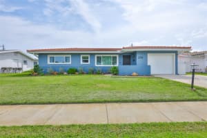 2759 61ST LANE, ST PETERSBURG, FL 33710 - MLS#MFRTB8435780