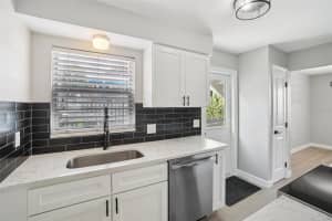 6940-A SUNSET DRIVE, ST PETERSBURG, FL 33707 - MLS#MFRTB8435801