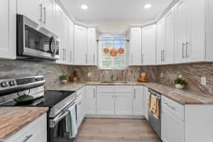 657 26TH AVENUE, ST PETERSBURG, FL 33705 - MLS#MFRTB8435823