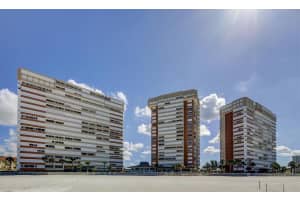 17920 GULF BOULEVARD, REDINGTON SHORES, FL 33708 - MLS#MFRTB8435867