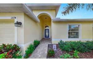 13194 ROYAL PINES AVENUE, RIVERVIEW, FL 33579 - MLS#MFRTB8435869
