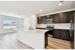 10504 HIDDEN BANKS GLEN, PARRISH, FL 34219 - MLS#MFRTB8435886