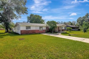 11207 51ST STREET, TAMPA, FL 33617 - MLS#MFRTB8435907