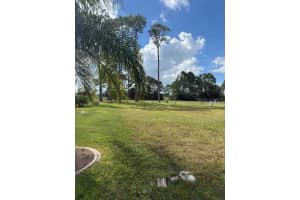 418 VIVAR, NORTH PORT, FL 34287 - MLS#MFRTB8435964