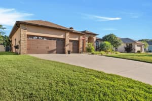 3950 APPLETREE DRIVE, VALRICO, FL 33594 Sold 11/10/25