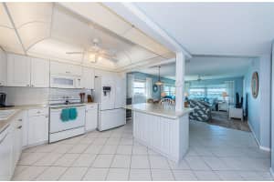 4750 COVE CIRCLE, ST PETERSBURG, FL 33708 - MLS#MFRTB8435972