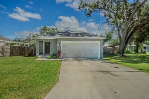 2406 S 68th St, TAMPA