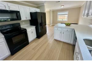 2306 GATEWOOD STREET, PLANT CITY, FL 33563 - MLS#MFRTB8436004