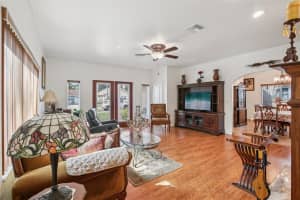 4527 HAINES ROAD, ST PETERSBURG, FL 33714 - MLS#MFRTB8436022