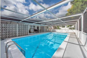1173 MYRTLE STREET, SARASOTA, FL 34234 - MLS#MFRTB8436061