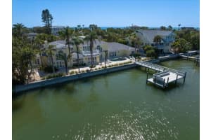 1021 BAY ESPLANADE, CLEARWATER BEACH, FL 33767 - MLS#MFRTB8436074