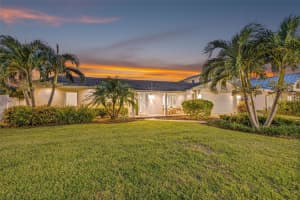 230 MIDWAY ISLAND, CLEARWATER BEACH, FL 33767 - MLS#MFRTB8436095