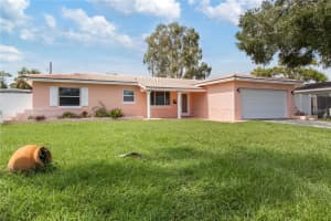 2424 61ST LANE, ST PETERSBURG, FL 33710 - MLS#MFRTB8436109