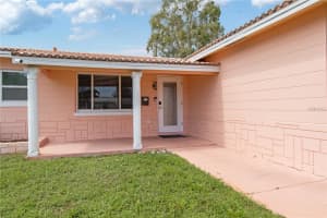 2424 61ST LANE, ST PETERSBURG, FL 33710 - MLS#MFRTB8436109