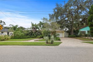 1004 7TH STREET, SAFETY HARBOR, FL 34695 Sold 11/20/25