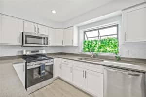 5601 DENVER STREET, ST PETERSBURG, FL 33703 - MLS#MFRTB8436205