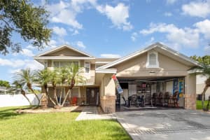 2228 PALMVIEW CIRCLE, AUBURNDALE, FL 33823 - MLS#MFRTB8436246