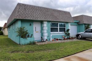 6990 VERSAILLES N #13, PINELLAS PARK, FL 33781 - MLS#MFRTB8436259