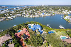 2268 KINGS POINT DRIVE, LARGO, FL 33774 - MLS#MFRTB8436315