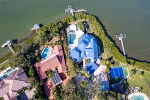 2268 KINGS POINT DRIVE, LARGO, FL 33774 - MLS#MFRTB8436315