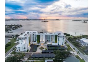 1020 SUNSET POINT ROAD, CLEARWATER, FL 33755 - MLS#MFRTB8436344