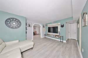 9333 86TH WAY, SEMINOLE, FL 33777 - MLS#MFRTB8436450