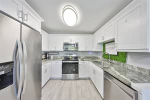 9333 86TH WAY, SEMINOLE, FL 33777 - MLS#MFRTB8436450