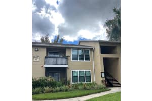 4025 CROCKERS LAKE BOULEVARD, SARASOTA, FL 34238 - MLS#MFRTB8436452