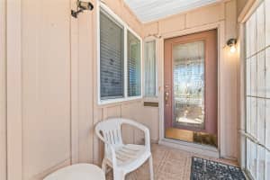 1009 CHERRY HILLS DRIVE, SUN CITY CENTER, FL 33573 Sold 11/20/25