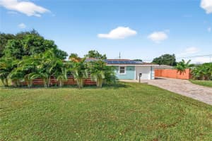 1201 TYRONE BOULEVARD, ST PETERSBURG, FL 33710 - MLS#MFRTB8436647