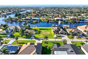 126 50TH STREET, CAPE CORAL, FL 33914 - MLS#MFRTB8436655