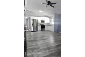 1015 QUEEN STREET, ST PETERSBURG, FL 33712 - MLS#MFRTB8436659