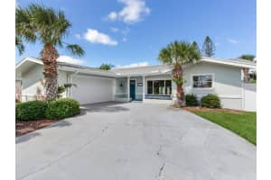 10120 PARADISE BOULEVARD, TREASURE ISLAND, FL 33706 - MLS#MFRTB8436660